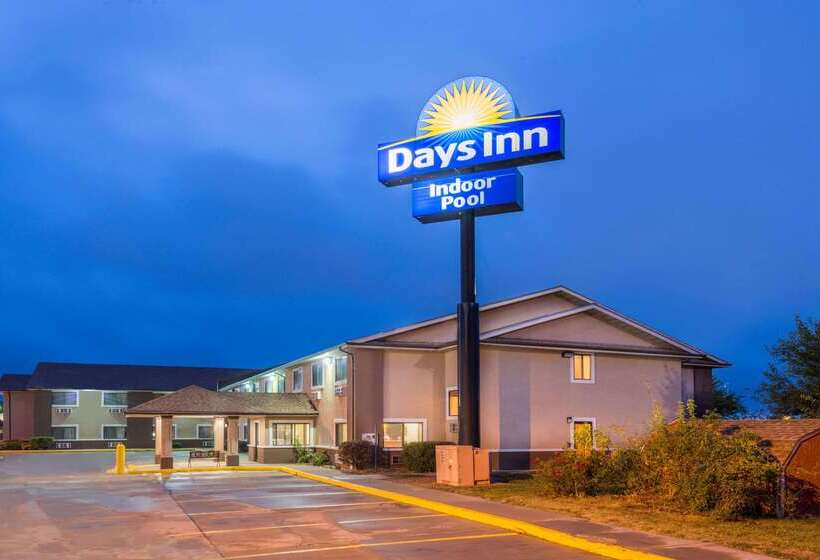 ホテル Days Inn By Wyndham Topeka