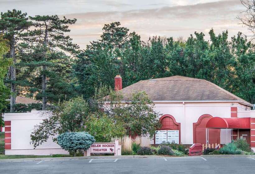 ホテル Days Inn By Wyndham Topeka