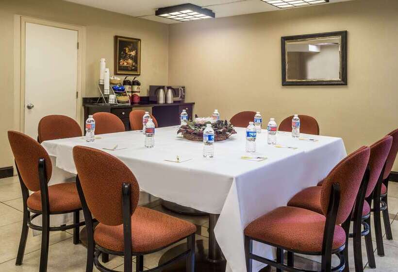 فندق Days Inn By Wyndham Westminster