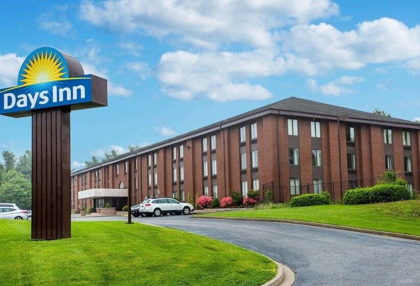 호텔 Days Inn By Wyndham Westminster