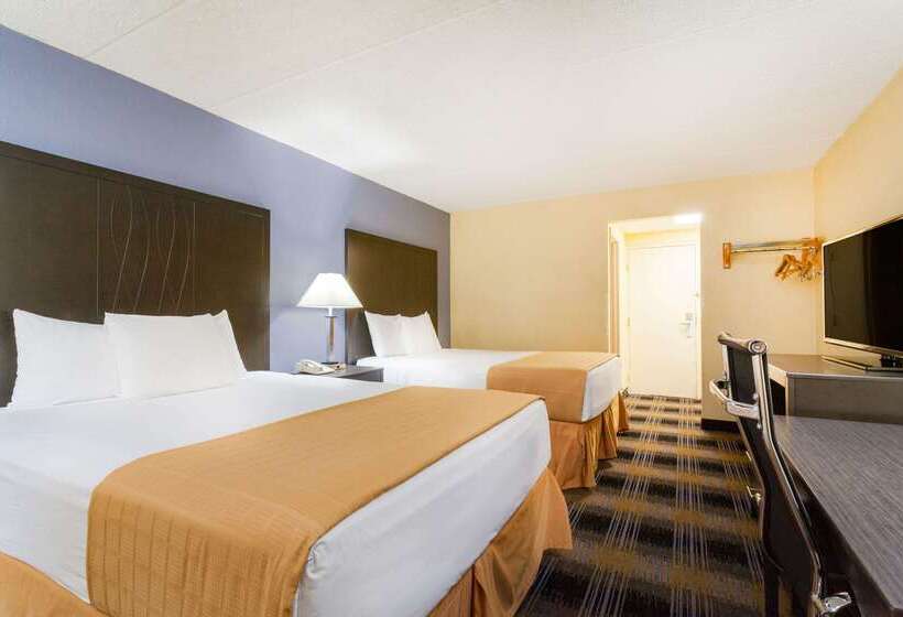 בית מלון כפרי Days Inn By Wyndham Wilkes Barre