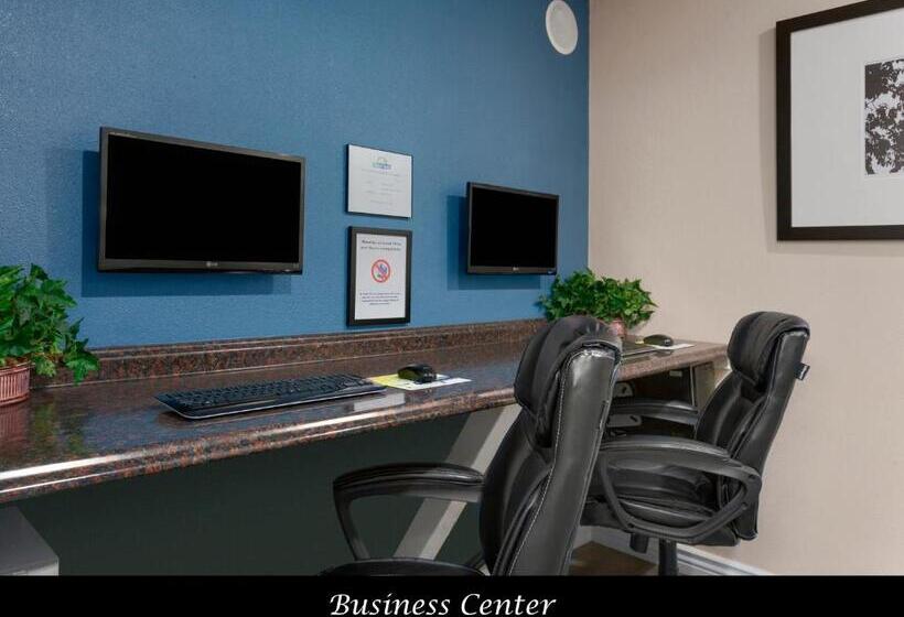 Отель Days Inn By Wyndham Williams