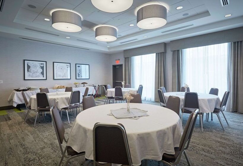 호텔 Hilton Garden Inn Corning Downtown