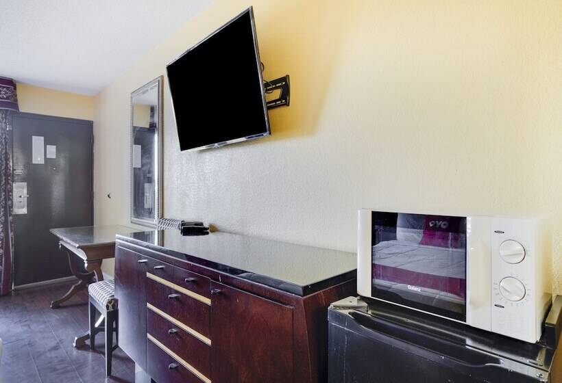 Oyo Hotel Wade/fayetteville I 95 South