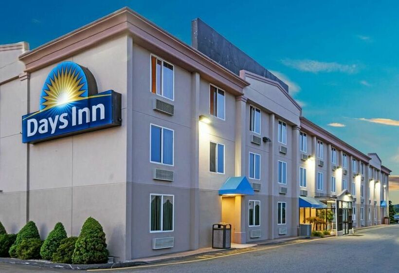 هتل Days Inn By Wyndham Hartford/closest Downtown