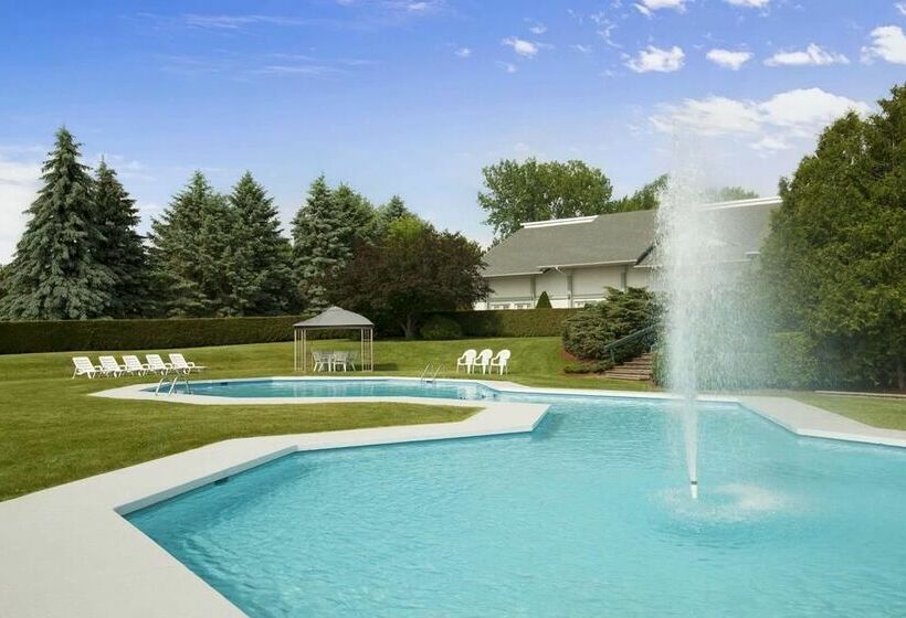 فندق Days Inn By Wyndham Shelburne/burlington