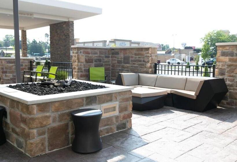 Отель Springhill Suites By Marriott South Bend Notre Dame Area