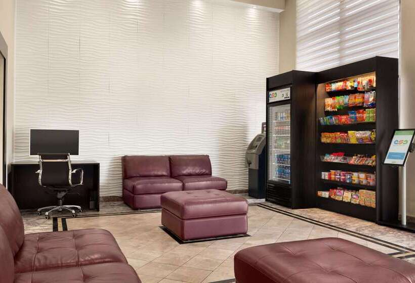 ホテル Days Inn & Suites By Wyndham Anaheim At Disneyland Park