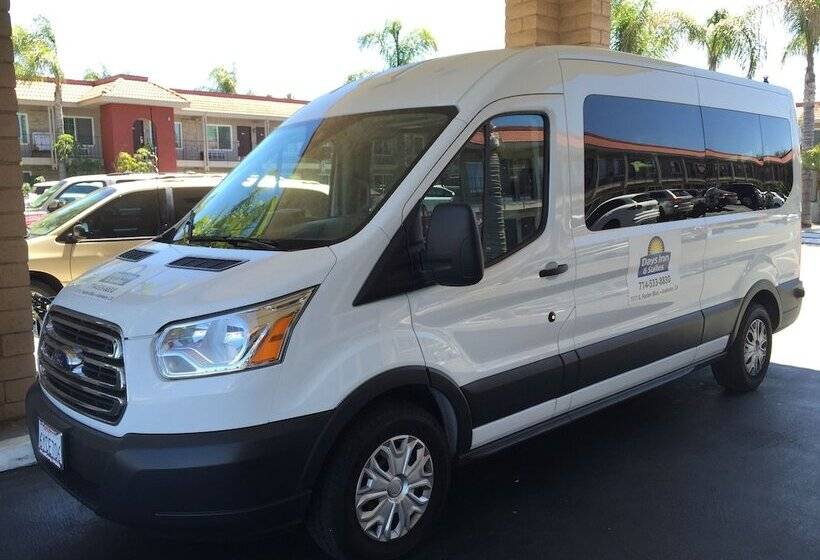 فندق Days Inn & Suites By Wyndham Anaheim At Disneyland Park