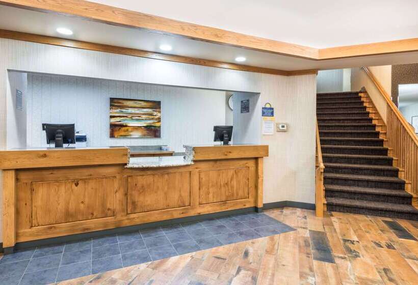 هتل Days Inn & Suites By Wyndham Bozeman