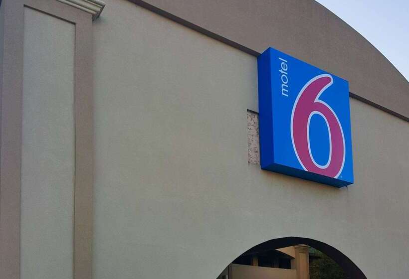 Motel 6 Little Rock, Ar   Airport