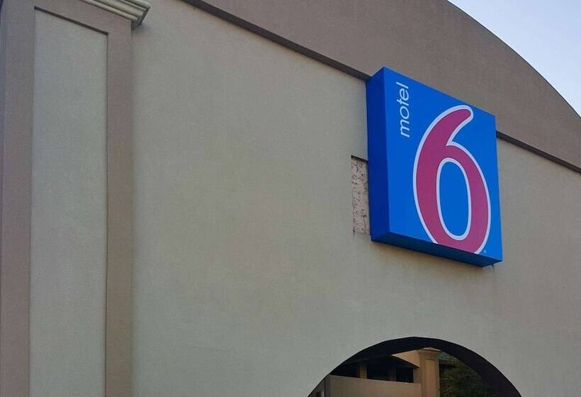 Motel 6 Little Rock, Ar Airport