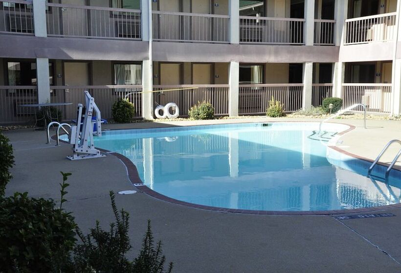 Motel 6 Little Rock, Ar Airport