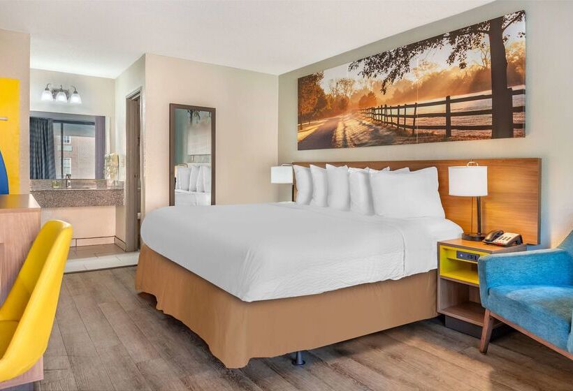 בית מלון כפרי Days Inn & Suites By Wyndham Rocky Mount Golden East