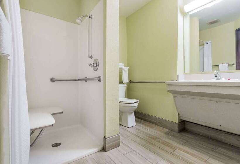 فندق Days Inn & Suites By Wyndham Rocky Mount Golden East