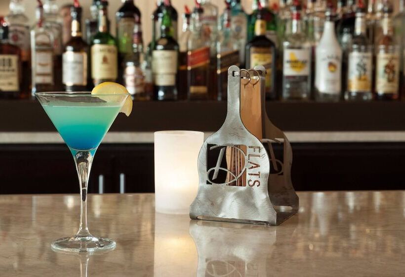 Delta Hotels By Marriott Orlando Lake Buena Vista