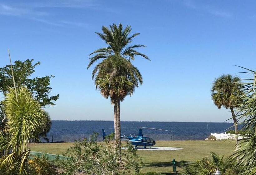 فندق Tampa Bay, Beach Step Away, Wifi, Free Parking,pools, Jacuzzi