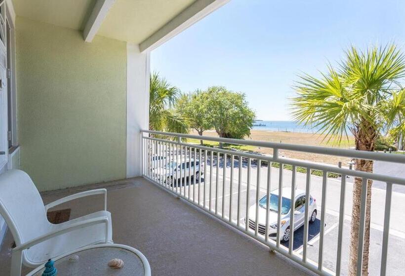 فندق Tampa Bay, Beach Step Away, Wifi, Free Parking,pools, Jacuzzi