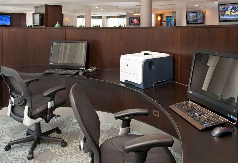 ホテル Doubletree By Hilton Chicago Schaumburg