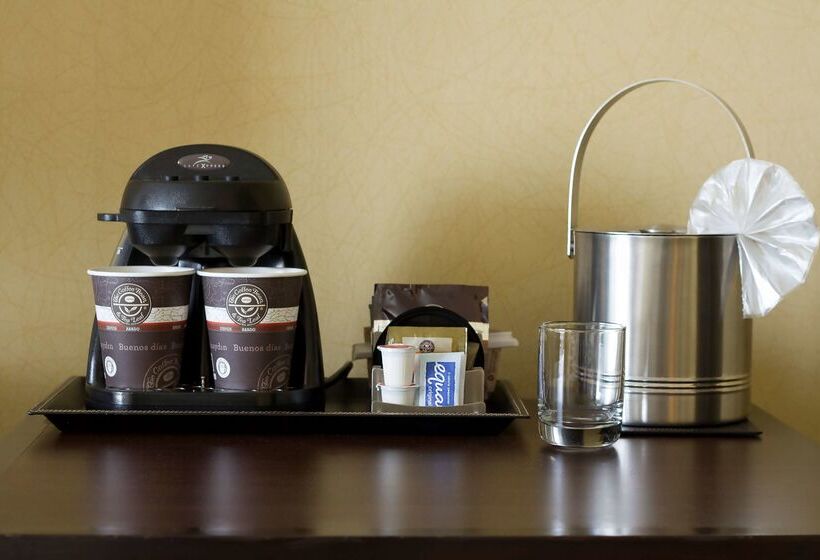 فندق Lakeside Orange County Airport