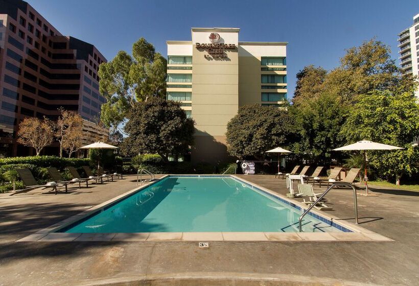 فندق Lakeside Orange County Airport