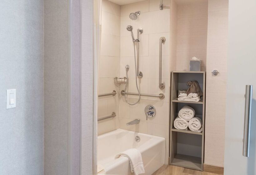 فندق Lakeside Orange County Airport