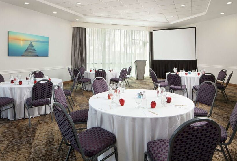 Doubletree By Hilton San Diego   Hotel Circle