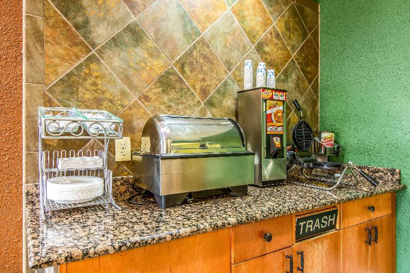 호텔 Econo Lodge At Wanamaker