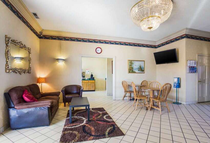 فندق Econo Lodge