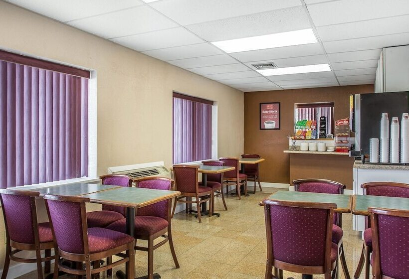 酒店 Econo Lodge Cranston Providence