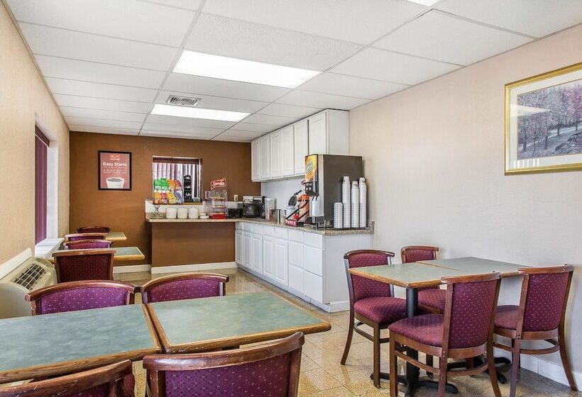 酒店 Econo Lodge Cranston Providence