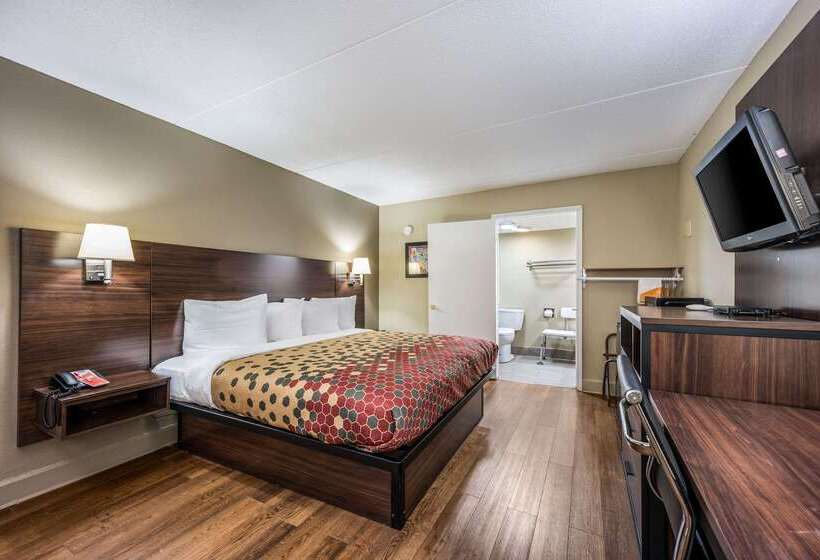 ホテル Econo Lodge Inn & Suites University