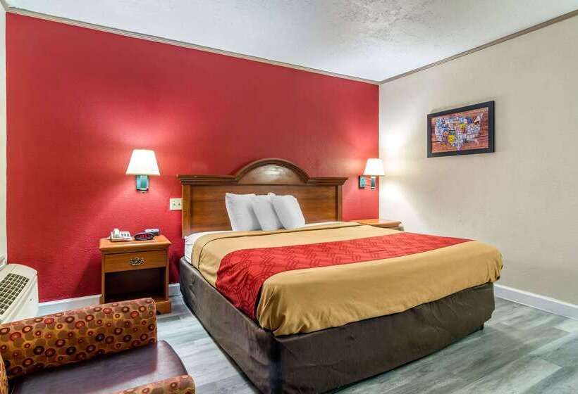 فندق Econo Lodge   Perry National Fair Ground Area