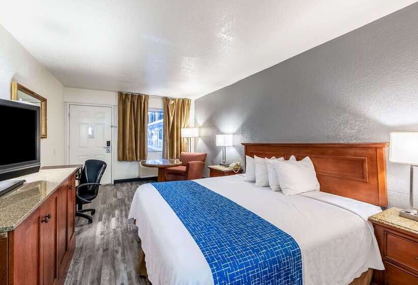 فندق Econo Lodge Phoenix North I17