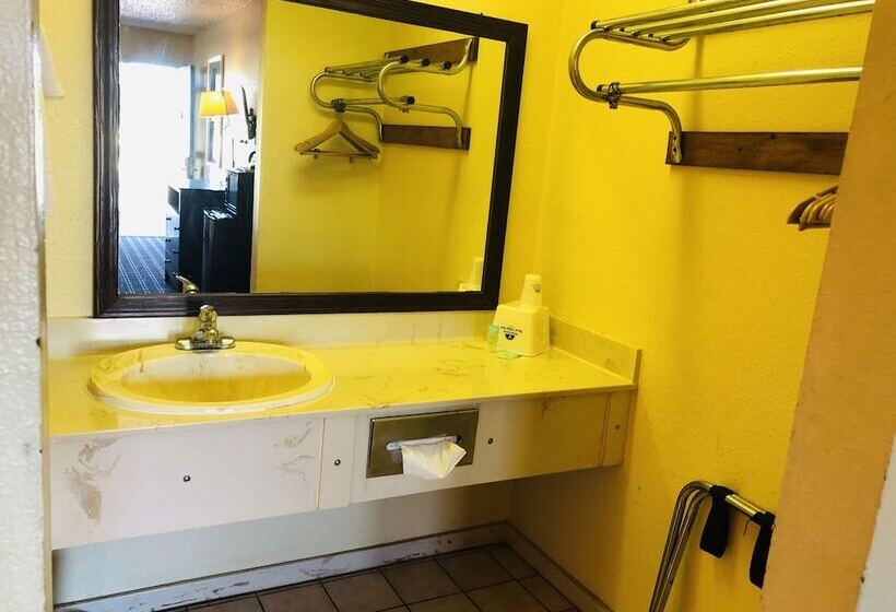 فندق Executive Inn & Suites Prescott