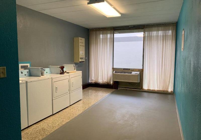 فندق Fairbridge Inn Express Melrose Park