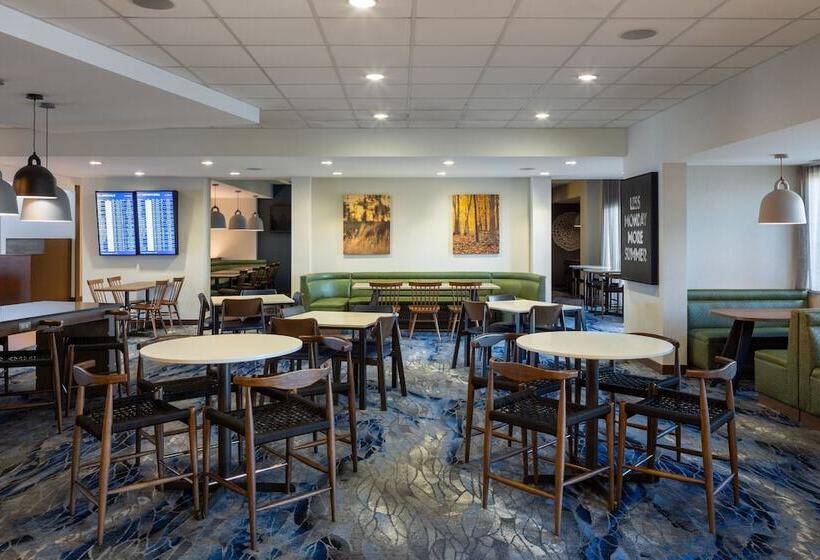 فندق Fairfield Inn & Suites By Marriott Columbus Airport