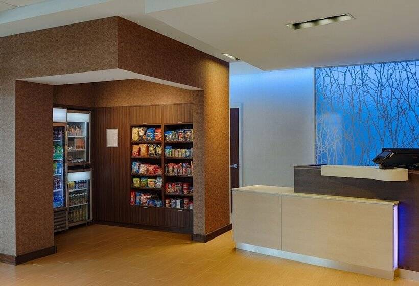 هتل Fairfield Inn & Suites By Marriott Columbus Airport