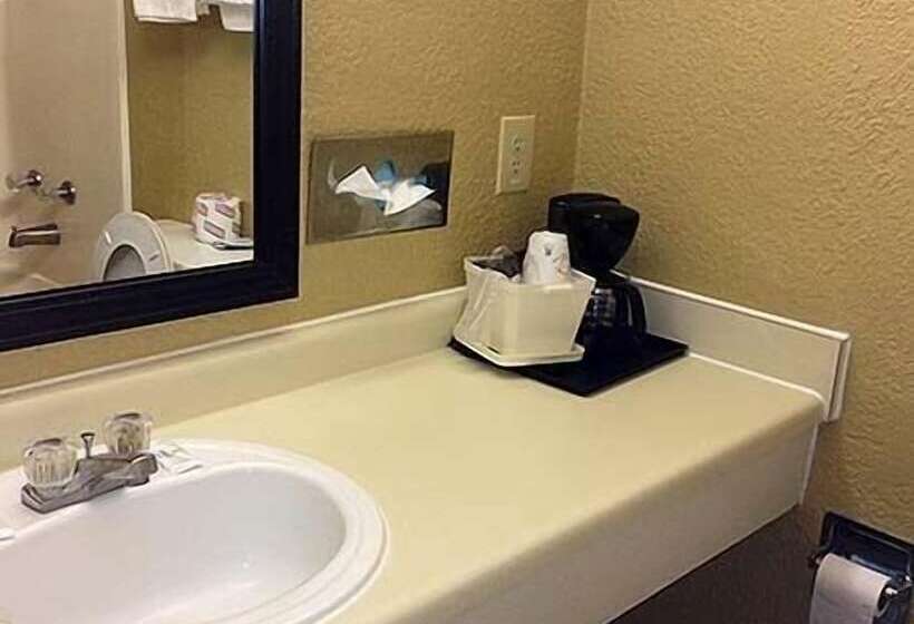 هتل Fairview Inn & Suite