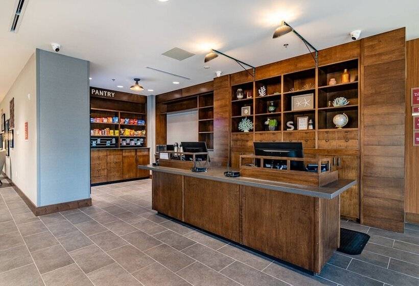 ホテル Four Points By Sheraton Brunswick