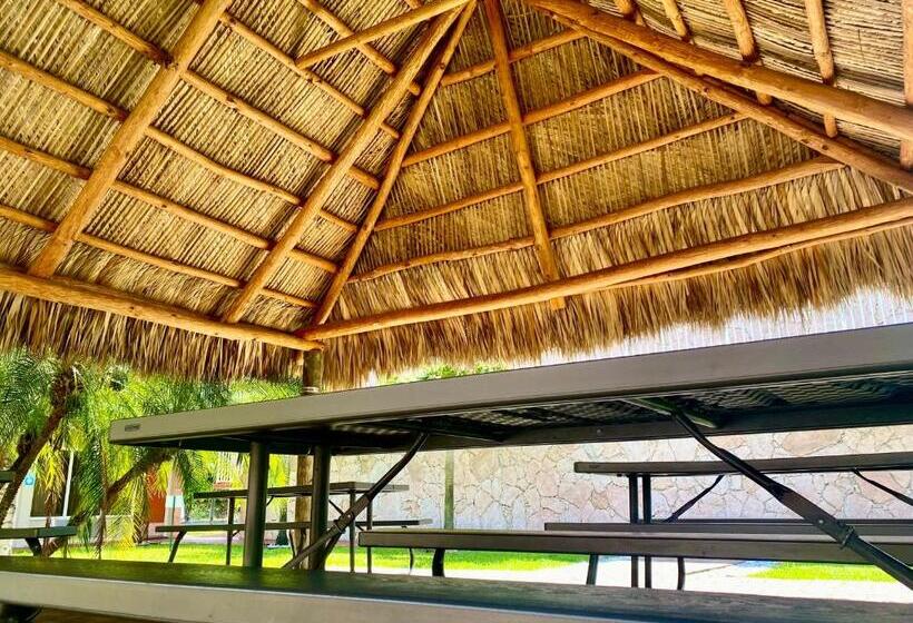 فندق Garden Inn Homestead/everglades/gateway To Keys