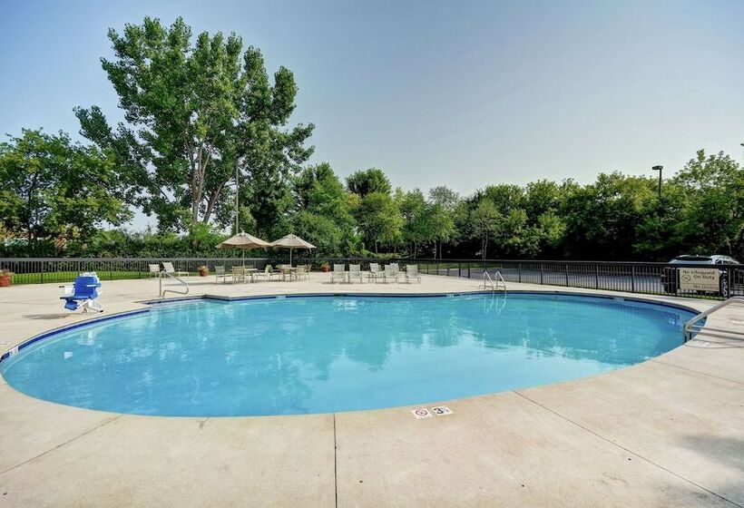 فندق Hampton Inn Chicago   Gurnee