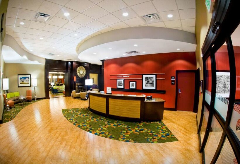 Отель Hampton Inn Evansville/airport