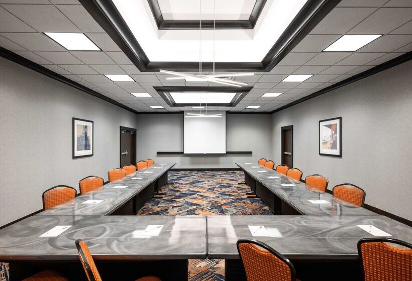 Отель Hampton Inn Evansville/airport