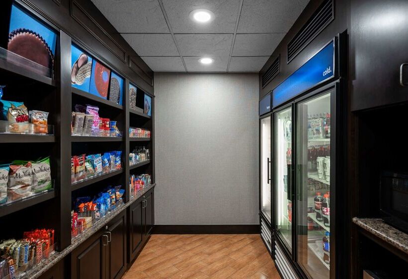 Отель Hampton Inn Evansville/airport