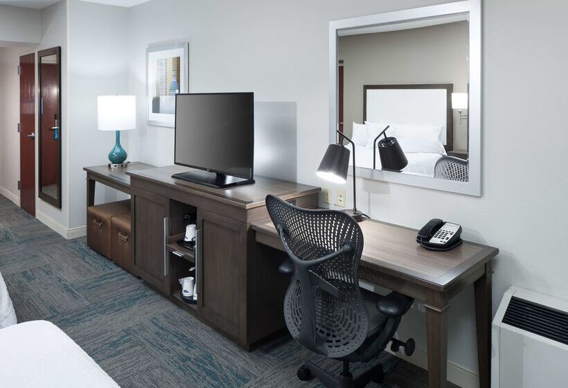 فندق Hampton Inn St. Louisdowntown