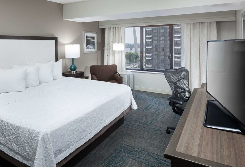 فندق Hampton Inn St. Louisdowntown
