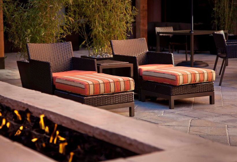 فندق Hilton Concord