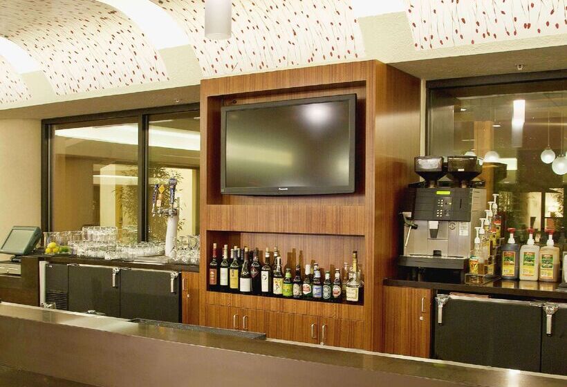 فندق Hilton Concord