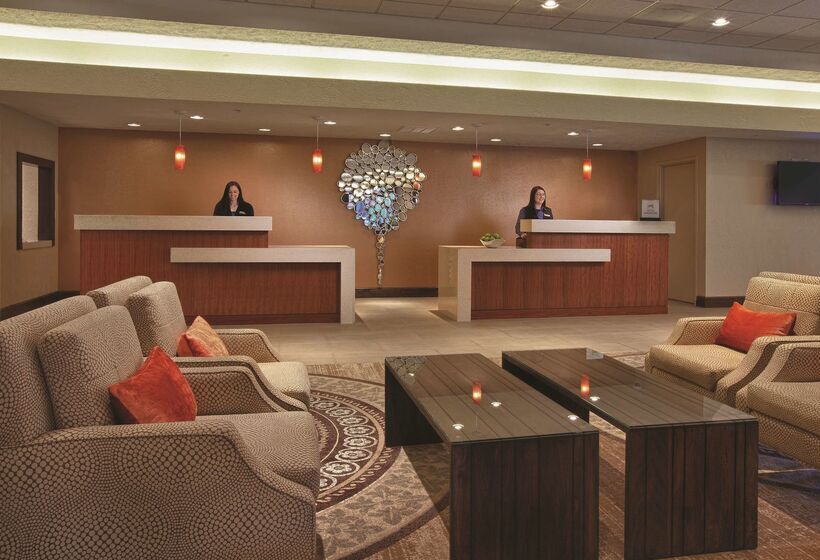 فندق Hilton Concord